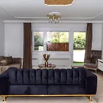 Spacious Apartment 5 Minutes To Wiener Stadthalle