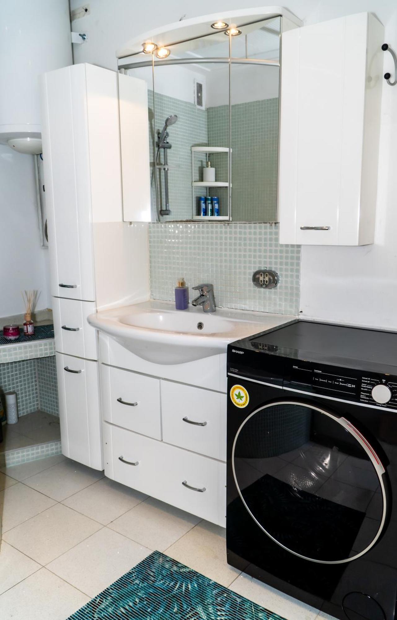 Apartment Spacious 5 Minutes To Wiener Stadthalle *