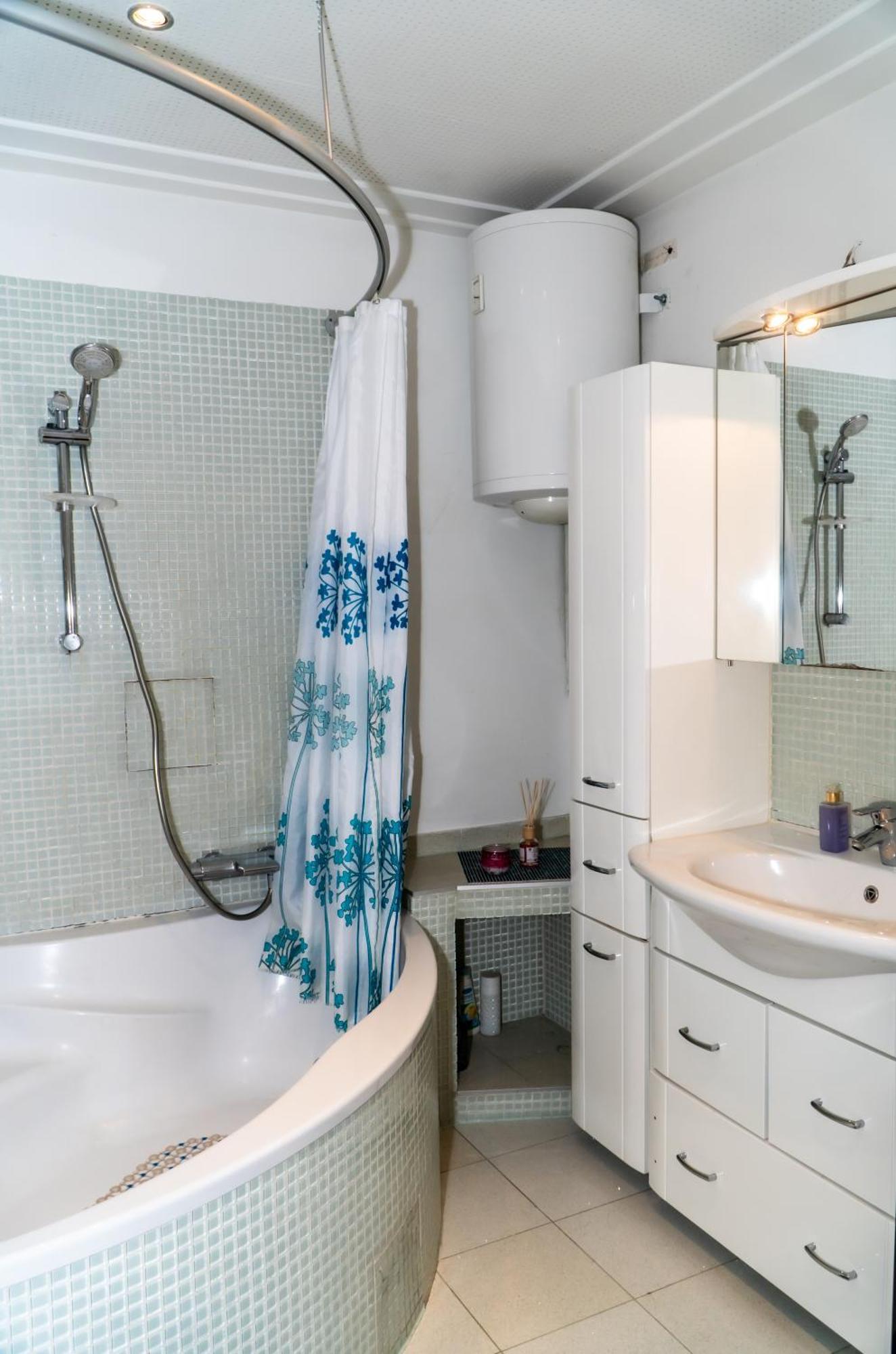 Apartment Spacious 5 Minutes To Wiener Stadthalle *